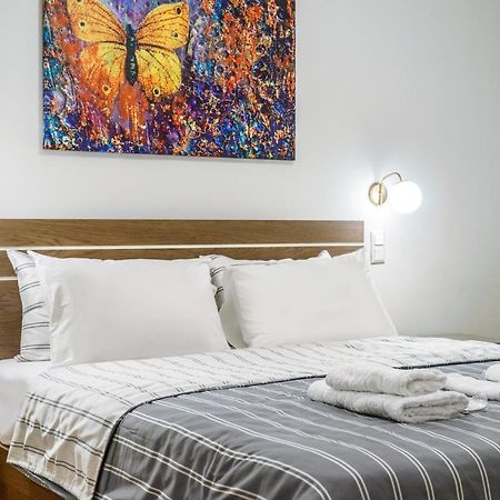Appartement Urban Luxury On A Quiet Street In The Center Of Athènes Extérieur photo
