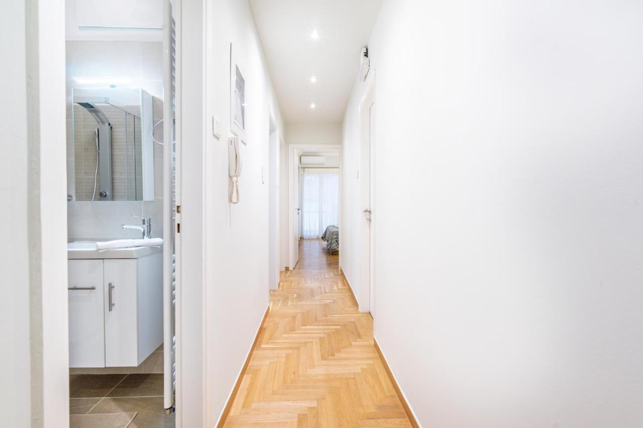 Appartement Urban Luxury On A Quiet Street In The Center Of Athènes Extérieur photo