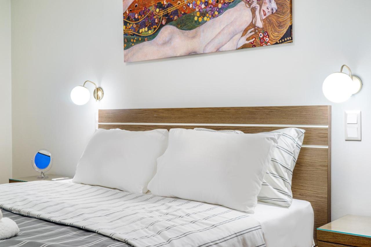 Appartement Urban Luxury On A Quiet Street In The Center Of Athènes Extérieur photo