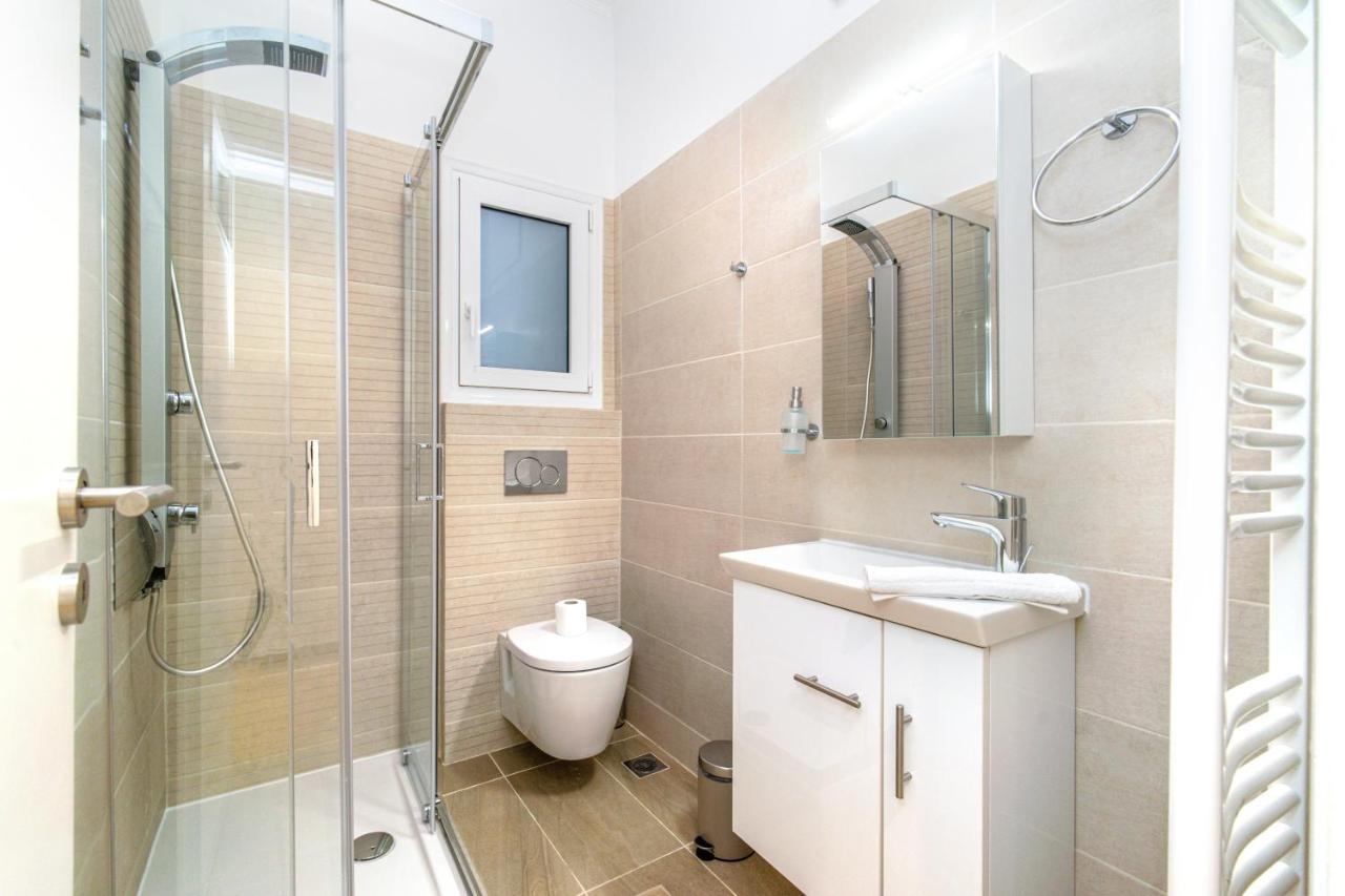 Appartement Urban Luxury On A Quiet Street In The Center Of Athènes Extérieur photo